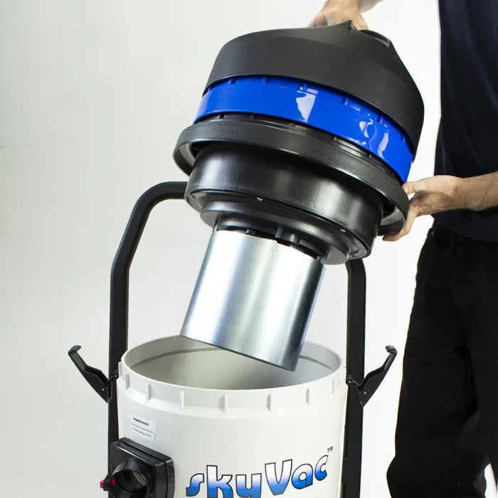 skyVac® Commercial Plus (Gutter Vacuum Only)